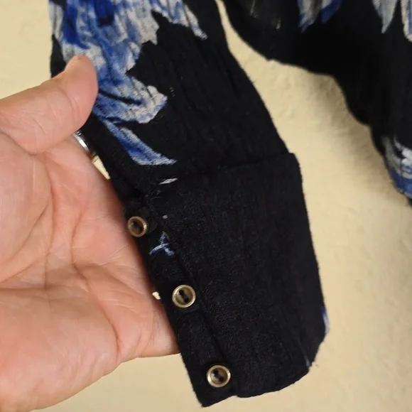 Lucky Brand Half Button Down Floral Print Top - Picture 4 of 7